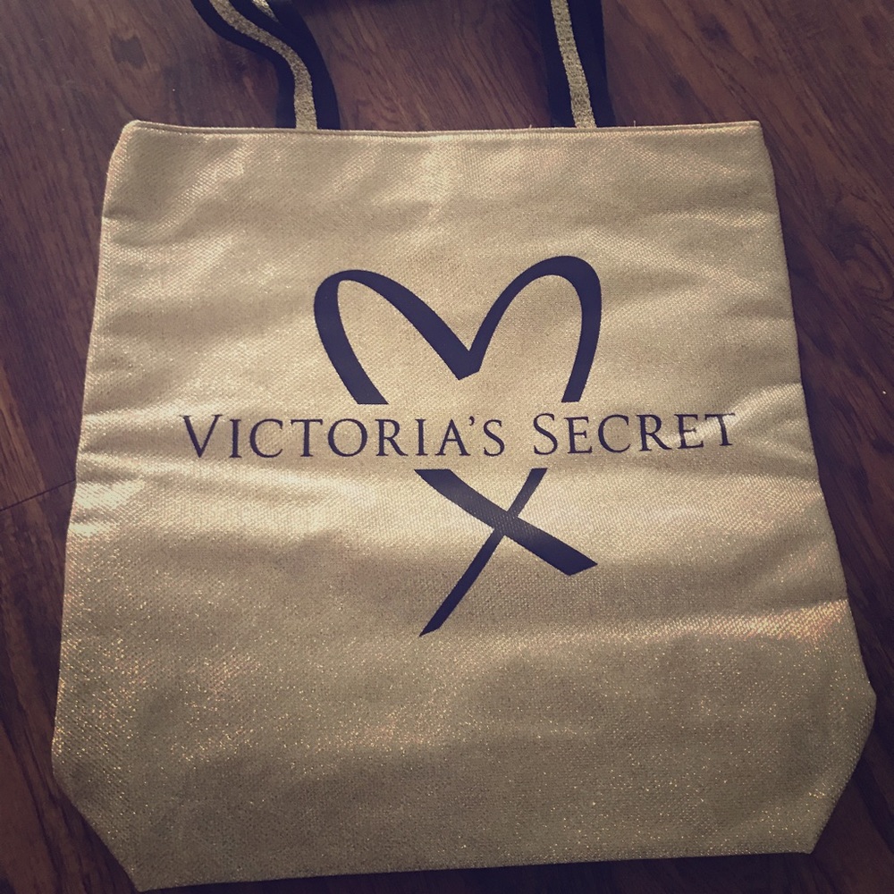 Victoria’s Secret carry bag